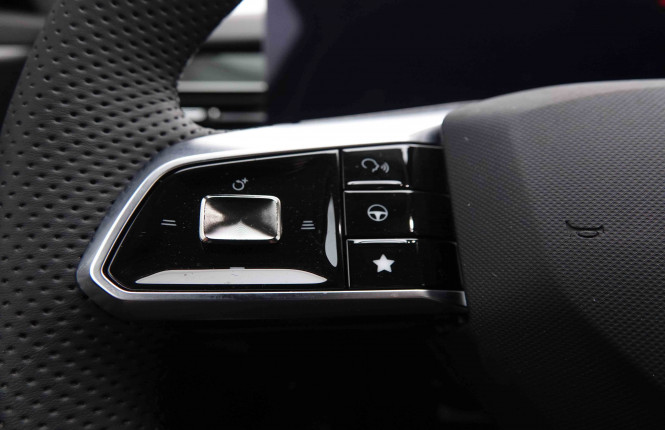 MG_MG_HS_2549253_18.jpg MG_MG_HS_2549253_18.jpg