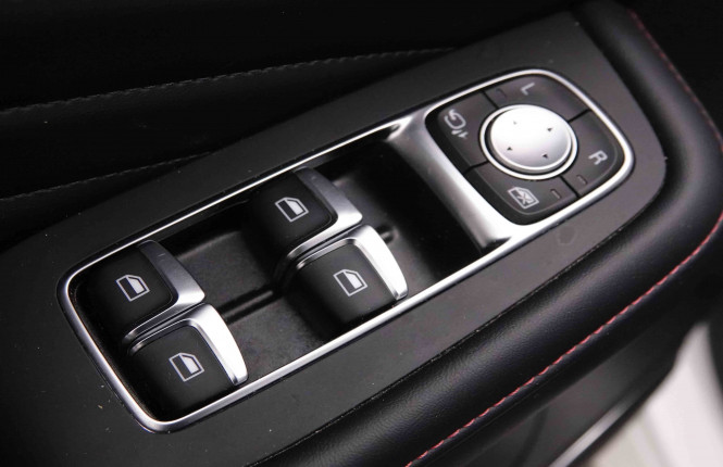 MG_MG_HS_2551594_22.jpg MG_MG_HS_2551594_22.jpg