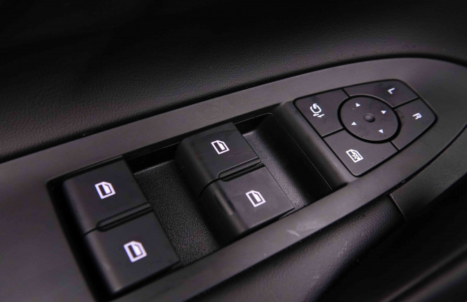 MG_MG_HS_2551722_19.jpg MG_MG_HS_2551722_19.jpg