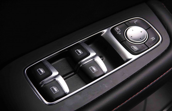 MG_MG_HS_2653155_22.jpg MG_MG_HS_2653155_22.jpg