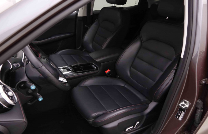 MG_MG_HS_2653155_6.jpg MG_MG_HS_2653155_6.jpg