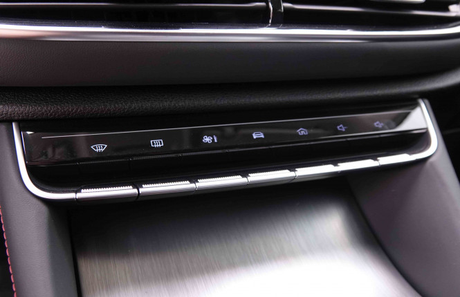 MG_MG_HS_2654876_43.jpg