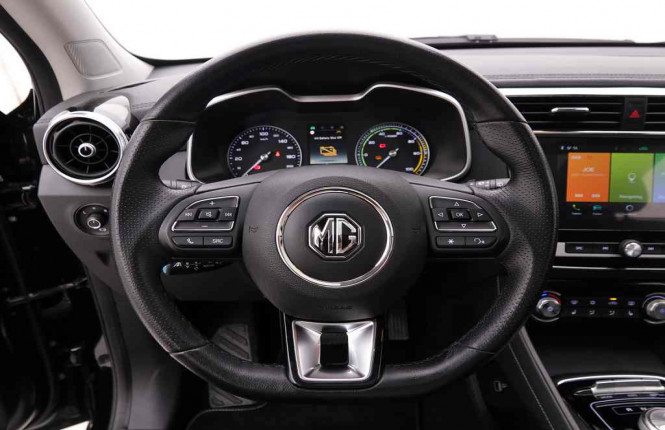 MG_MG_ZS_2551643_10.jpg MG_MG_ZS_2551643_10.jpg