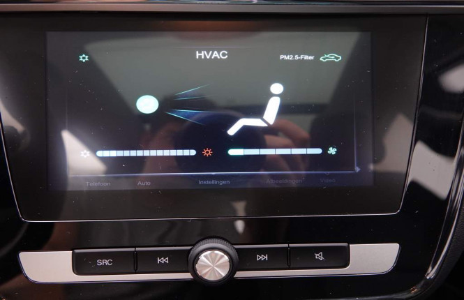 MG_MG_ZS_2551643_14.jpg MG_MG_ZS_2551643_14.jpg