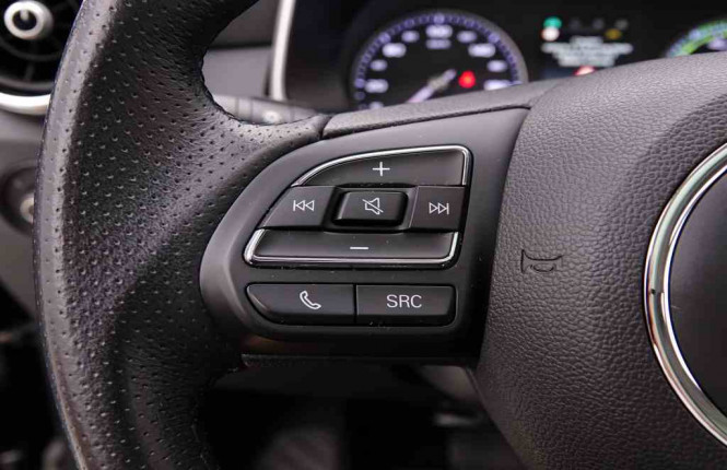 MG_MG_ZS_2551643_22.jpg MG_MG_ZS_2551643_22.jpg