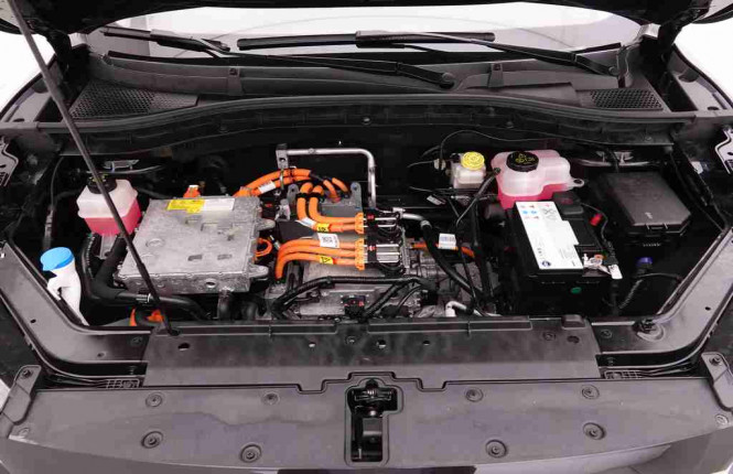 MG_MG_ZS_2551643_26.jpg MG_MG_ZS_2551643_26.jpg