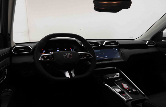 MG_MG_ZS_2652176_37.jpg MG_MG_ZS_2652176_37.jpg