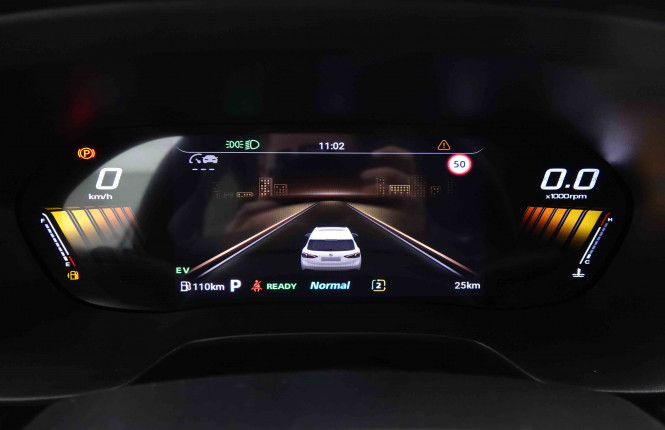 MG_MG_ZS_2652176_46.jpg MG_MG_ZS_2652176_46.jpg