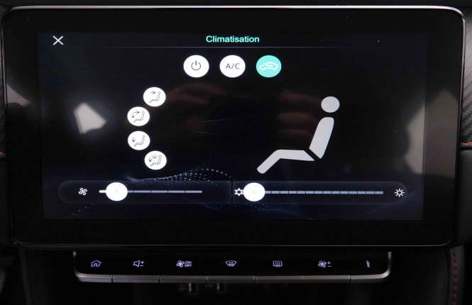 MG_MG_ZS_2652290_12.jpg MG_MG_ZS_2652290_12.jpg