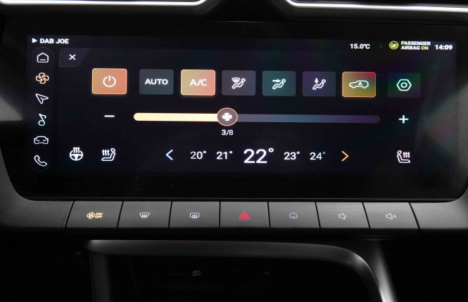 MG_MG_ZS_2652512_64.jpg MG_MG_ZS_2652512_64.jpg