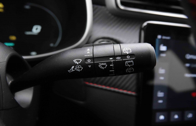 MG_MG_ZS_2652525_17.jpg MG_MG_ZS_2652525_17.jpg