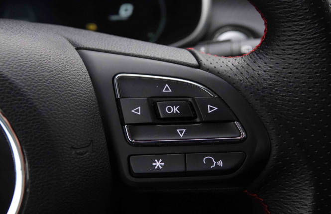 MG_MG_ZS_2652525_20.jpg MG_MG_ZS_2652525_20.jpg