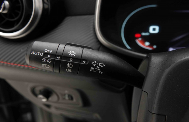 MG_MG_ZS_2654321_14.jpg MG_MG_ZS_2654321_14.jpg