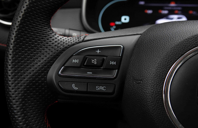 MG_MG_ZS_2654324_16.jpg MG_MG_ZS_2654324_16.jpg