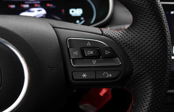 MG_MG_ZS_2654324_17.jpg MG_MG_ZS_2654324_17.jpg
