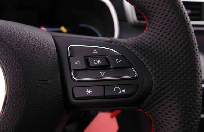 MG_MG_ZS_2654647_18.jpg MG_MG_ZS_2654647_18.jpg