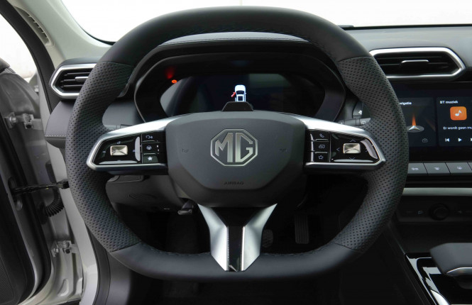 MG_MG_ZS_2654730_9.jpg MG_MG_ZS_2654730_9.jpg