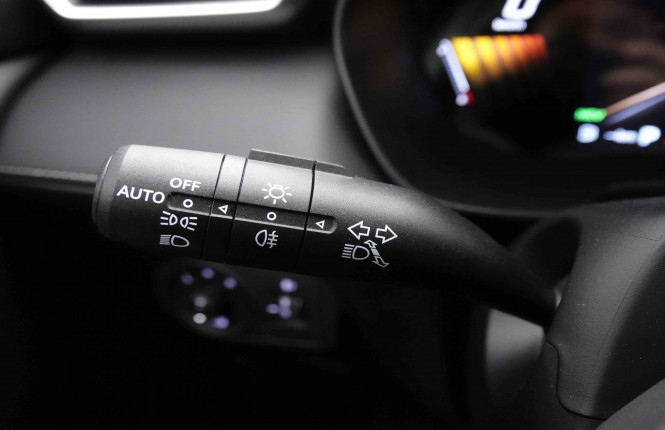 MG_MG_ZS_2654733_15.jpg MG_MG_ZS_2654733_15.jpg