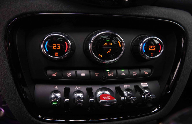 MINI_MINI_CLUBMAN_2548547_19.jpg