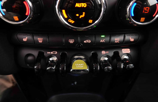 MINI_MINI_COOPERSE_2652955_15.jpg MINI_MINI_COOPERSE_2652955_15.jpg