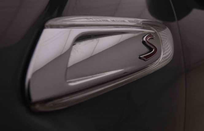 MINI_MINI_COOPERS_2550120_23.jpg