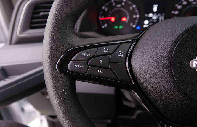 NISSAN_NISSAN_INTERSTAR_2548729_17.jpg