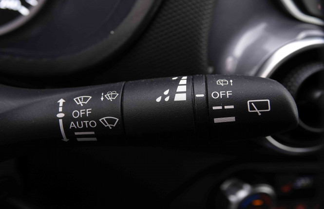 NISSAN_NISSAN_JUKE_2547612_15.jpg