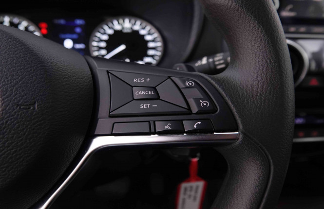 NISSAN_NISSAN_JUKE_2547613_17.jpg