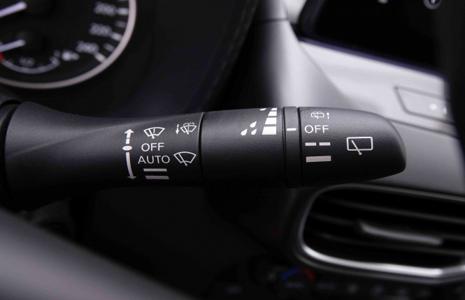 NISSAN_NISSAN_JUKE_2548796_15.jpg