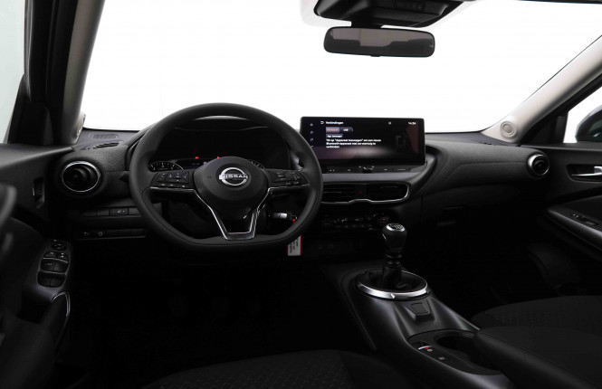NISSAN_NISSAN_JUKE_2548796_7.jpg
