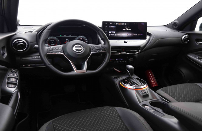 NISSAN_NISSAN_JUKE_2551793_7.jpg