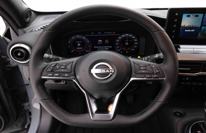 NISSAN_NISSAN_JUKE_2653033_8.jpg