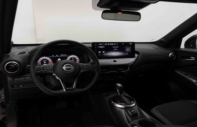 NISSAN_NISSAN_JUKE_2653044_7.jpg
