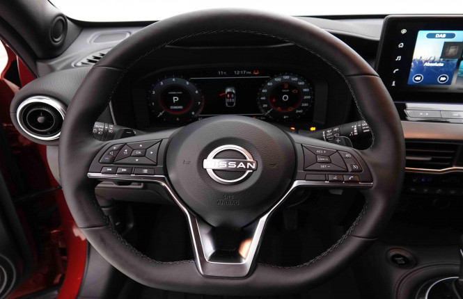 NISSAN_NISSAN_JUKE_2653045_8.jpg
