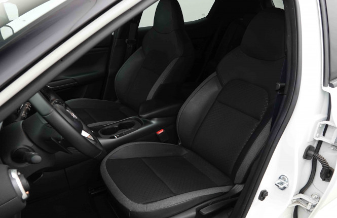 NISSAN_NISSAN_JUKE_2653192_6.jpg