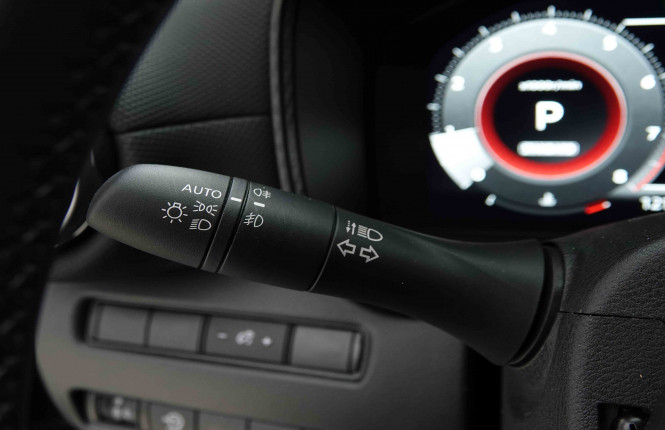 NISSAN_NISSAN_JUKE_2653195_14.jpg