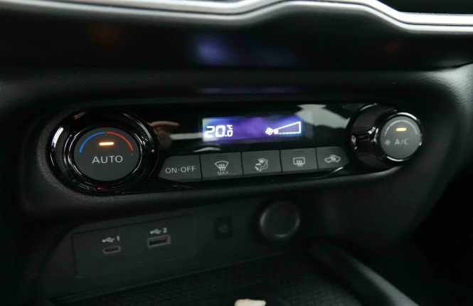 NISSAN_NISSAN_JUKE_2653356_13.jpg