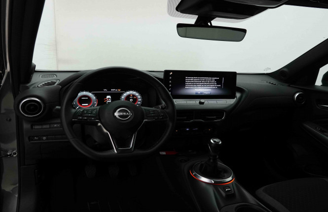 NISSAN_NISSAN_JUKE_2653356_7.jpg