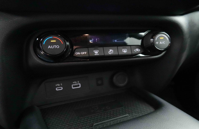 NISSAN_NISSAN_JUKE_2653358_12.jpg