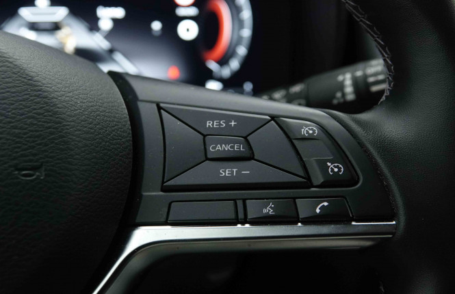 NISSAN_NISSAN_JUKE_2653361_18.jpg