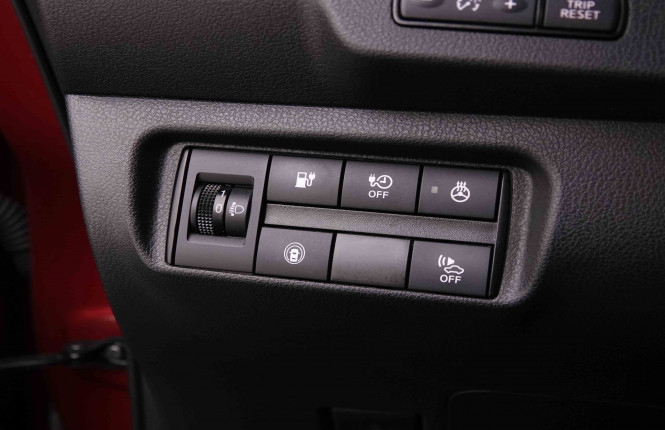 NISSAN_NISSAN_LEAF_2547479_9.jpg