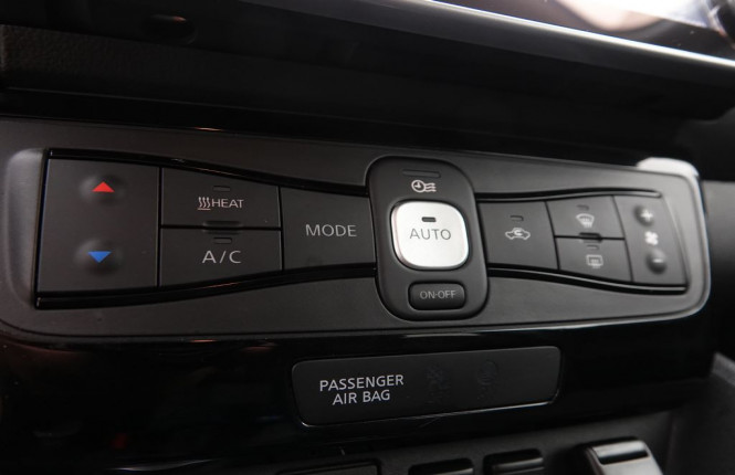 NISSAN_NISSAN_LEAF_2654704_14.jpg NISSAN_NISSAN_LEAF_2654704_14.jpg