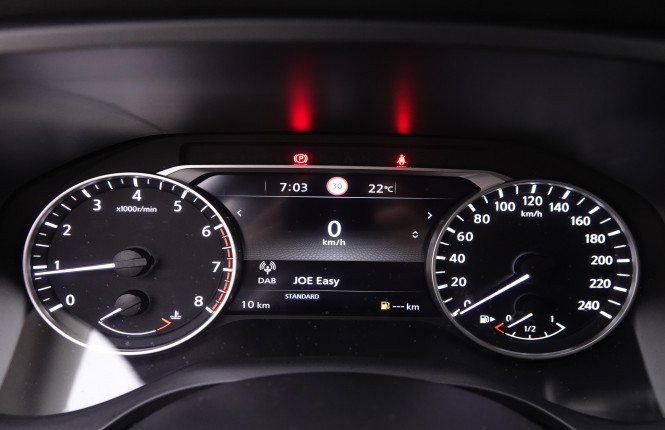NISSAN_NISSAN_QASHQAI_2445591_13.jpg