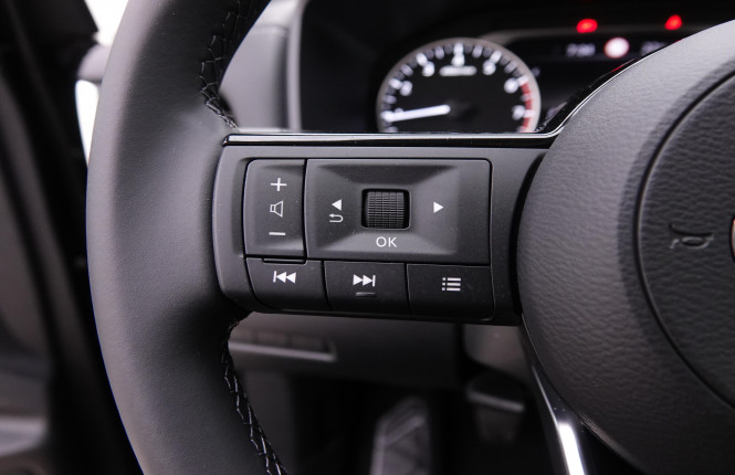 NISSAN_NISSAN_QASHQAI_2445591_16.jpg