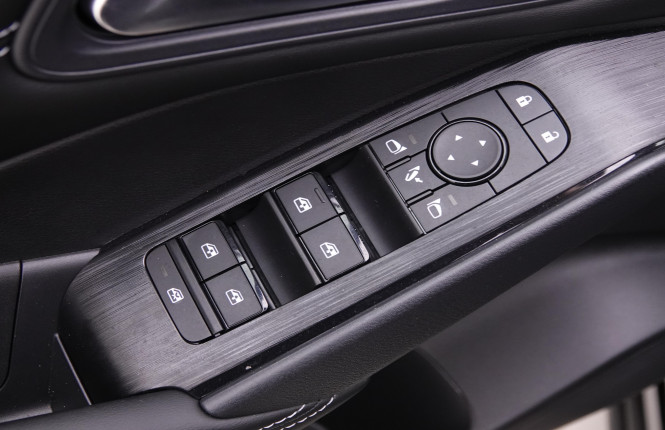 NISSAN_NISSAN_QASHQAI_2445591_18.jpg