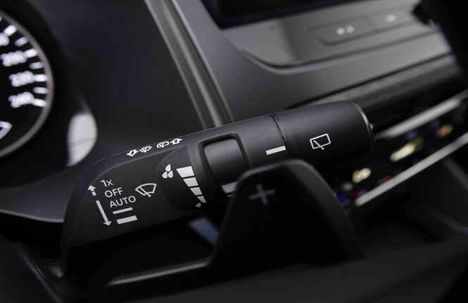 NISSAN_NISSAN_QASHQAI_2547539_16.jpg
