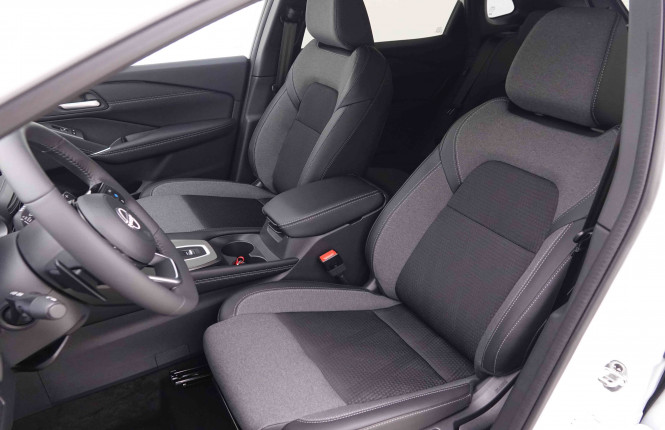 NISSAN_NISSAN_QASHQAI_2547544_6.jpg