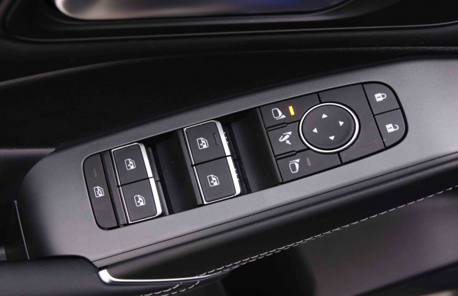 NISSAN_NISSAN_QASHQAI_2547551_18.jpg