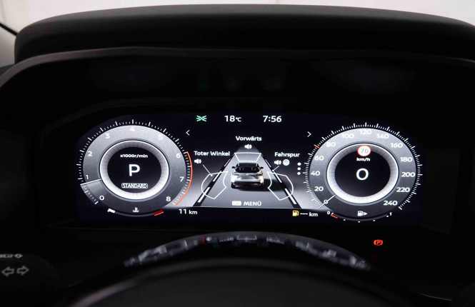 NISSAN_NISSAN_QASHQAI_2547552_13.jpg