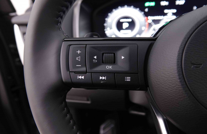 NISSAN_NISSAN_QASHQAI_2547552_16.jpg
